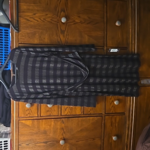 Tommy Hilfiger long sleeve stripped black and metallic midi dress. Women's Sz 16 - Picture 1 of 10